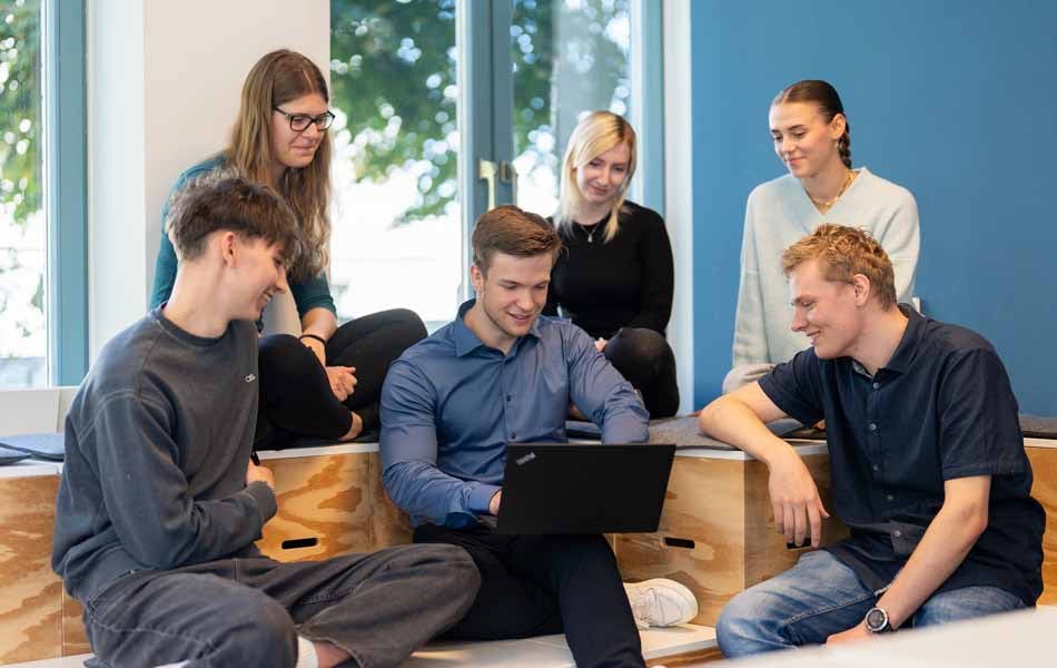 duale-studenten-dvz-2