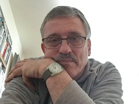 Prof._(Emeritus)_Dr._Bob _Ryan